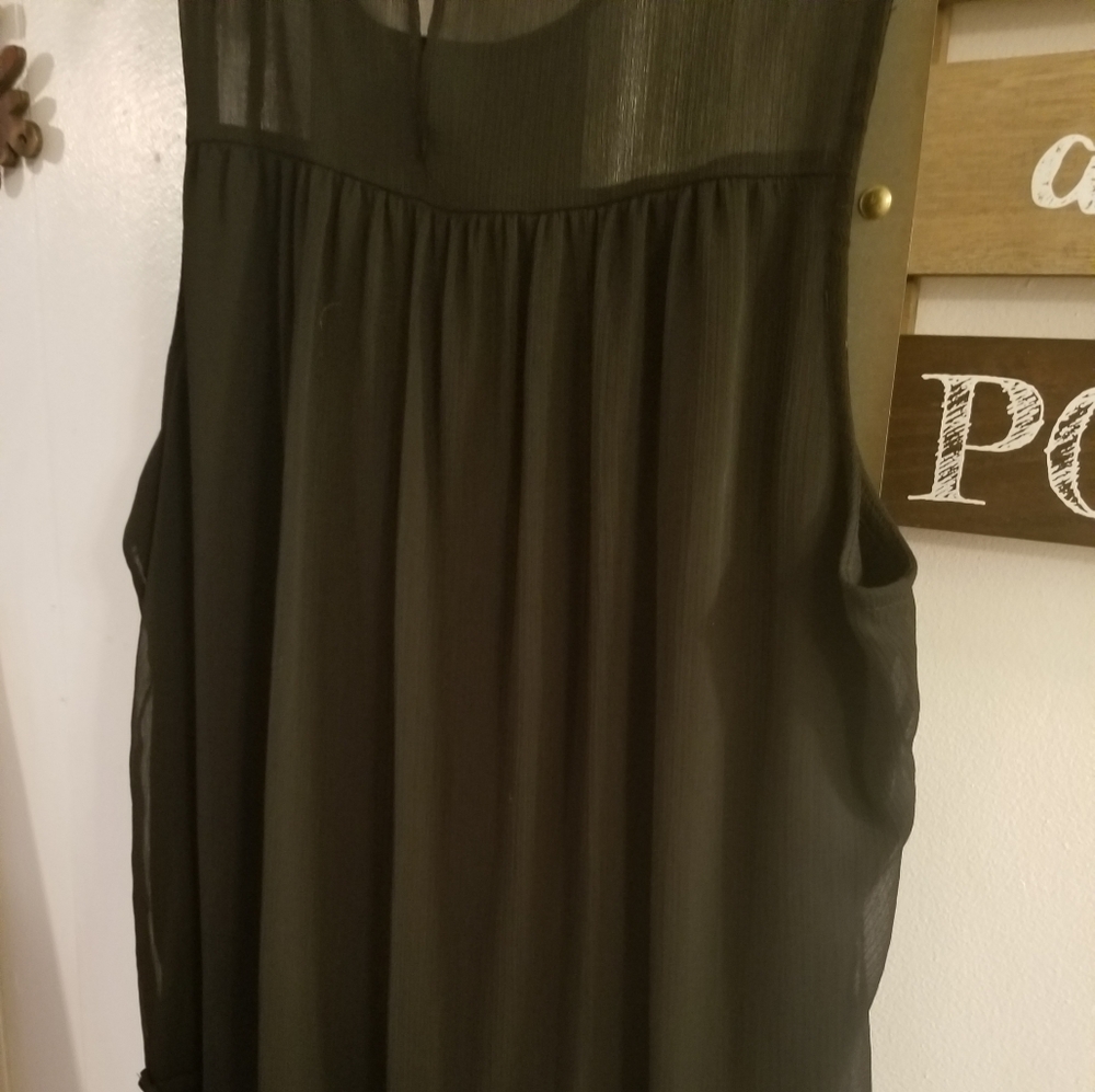 Sleeveless top black